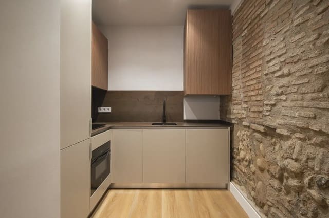 Flat te koop in Albaicin, Granada stad - € 269.000 (Ref: 9836899)