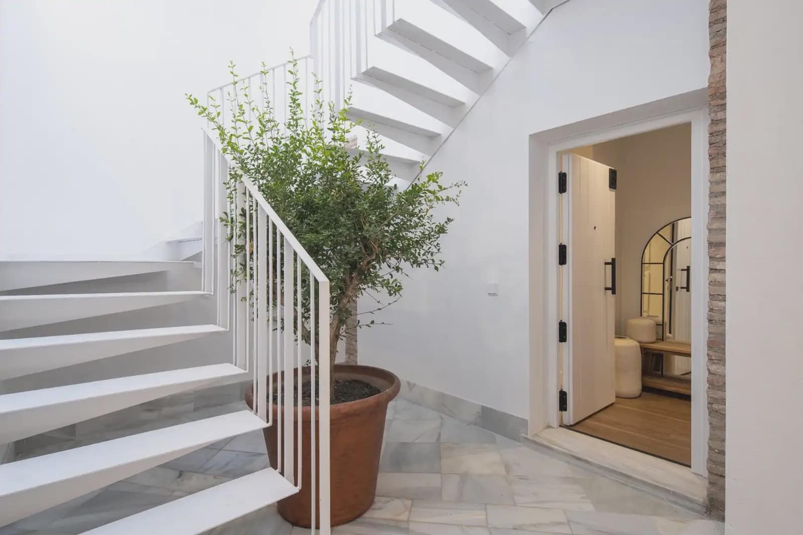 Flat te koop in Granada stad - € 269.000 (Ref: 9836899)