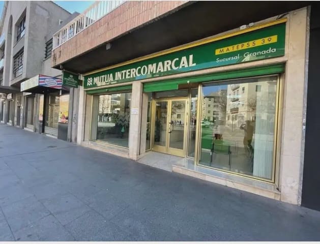 Commerciale da affittare in Figares, Granada città - 2.600 € (Rif: 9836900)