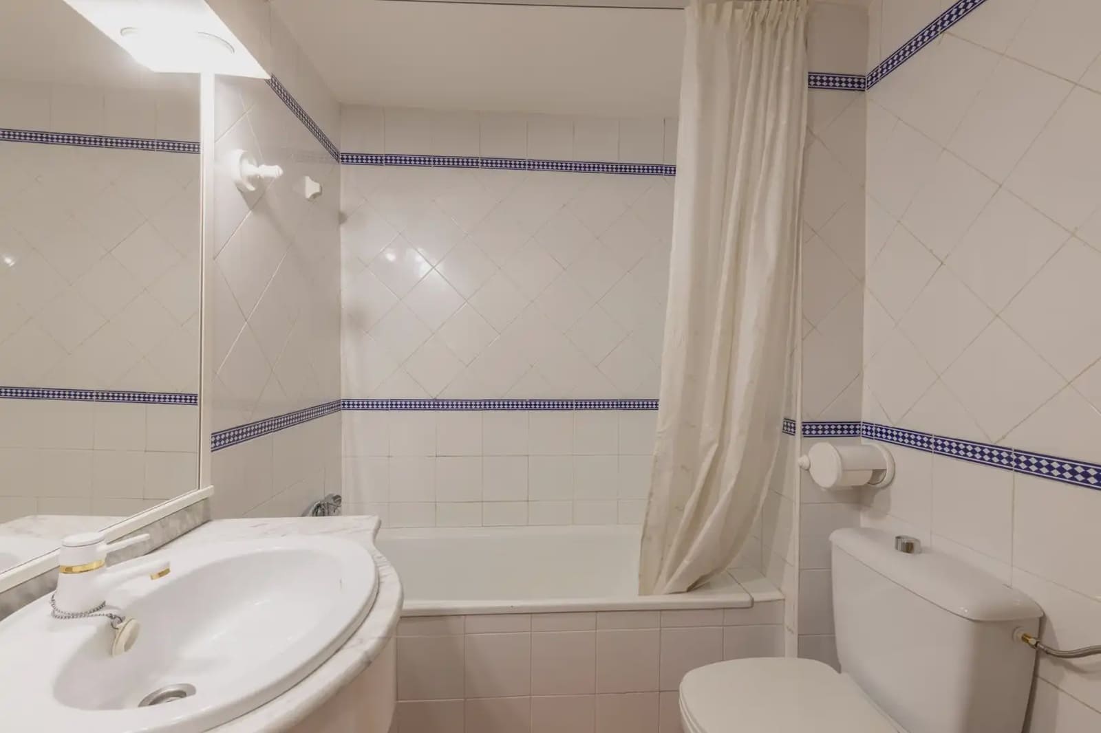 Appartement te koop in Sierra Nevada met garage - € 119.900 (Ref: 9836903)