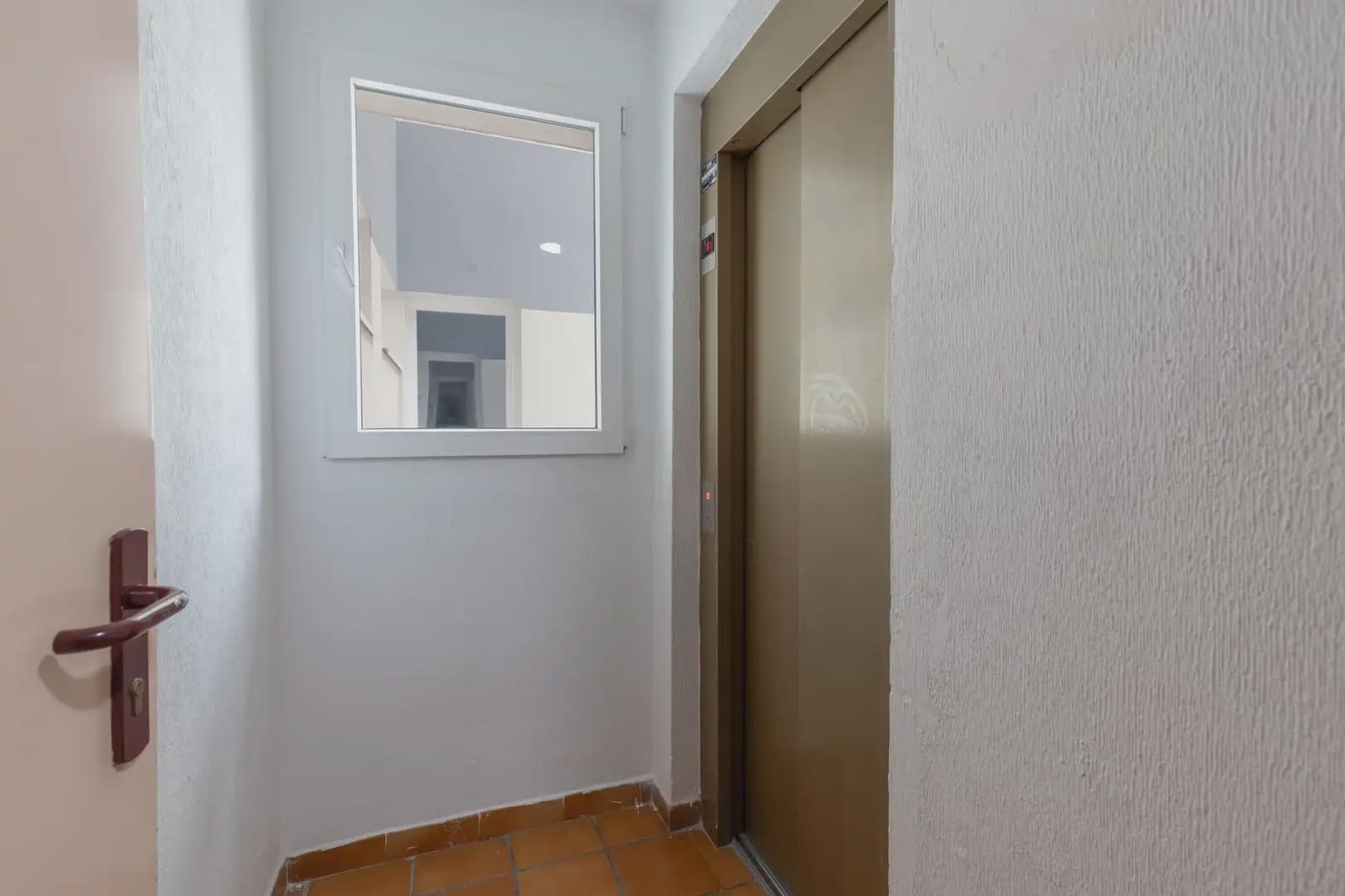 Appartement te koop in Sierra Nevada met garage - € 119.900 (Ref: 9836903)