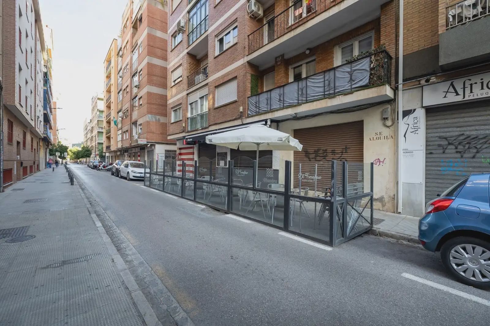 Local Comercial en Granada ciudad en alquiler - 600 € (Ref: 9836904)