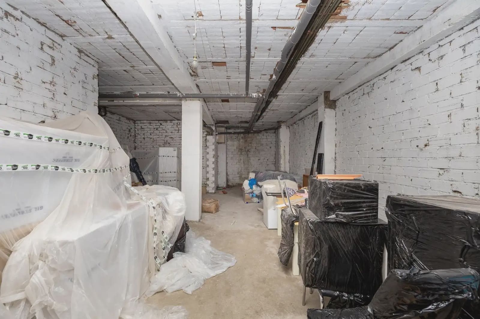 Local Comercial en Granada ciudad en alquiler - 600 € (Ref: 9836904)