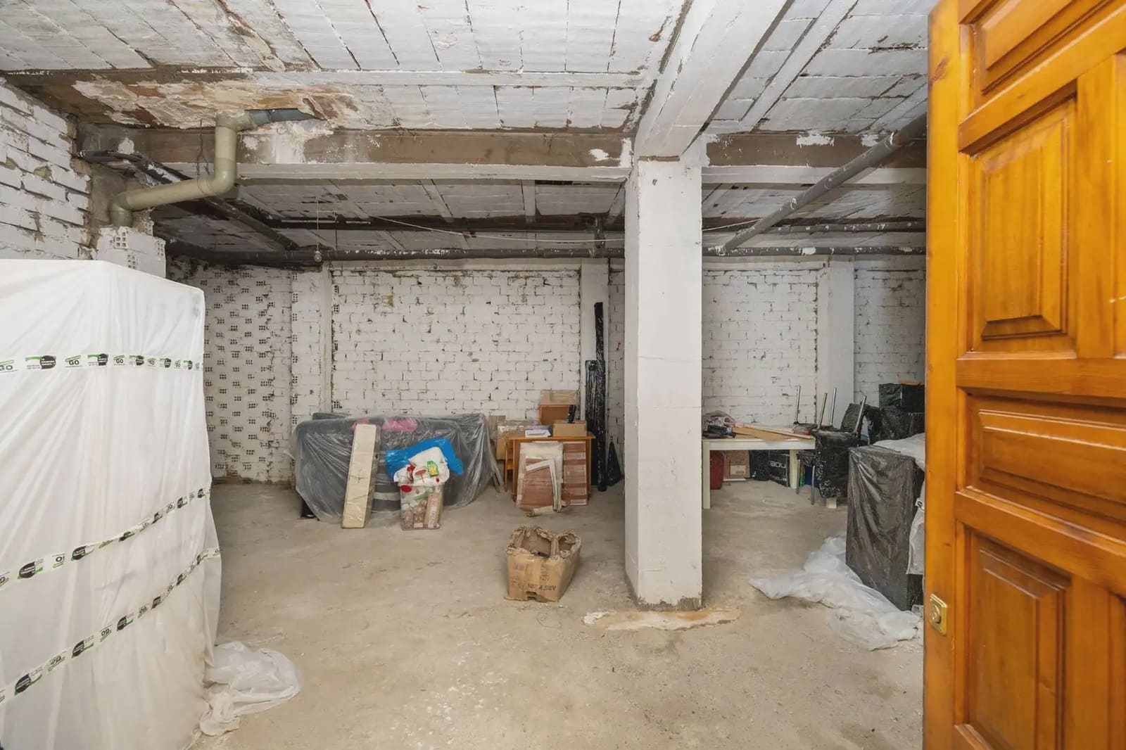 Local Comercial en Granada ciudad en alquiler - 600 € (Ref: 9836904)