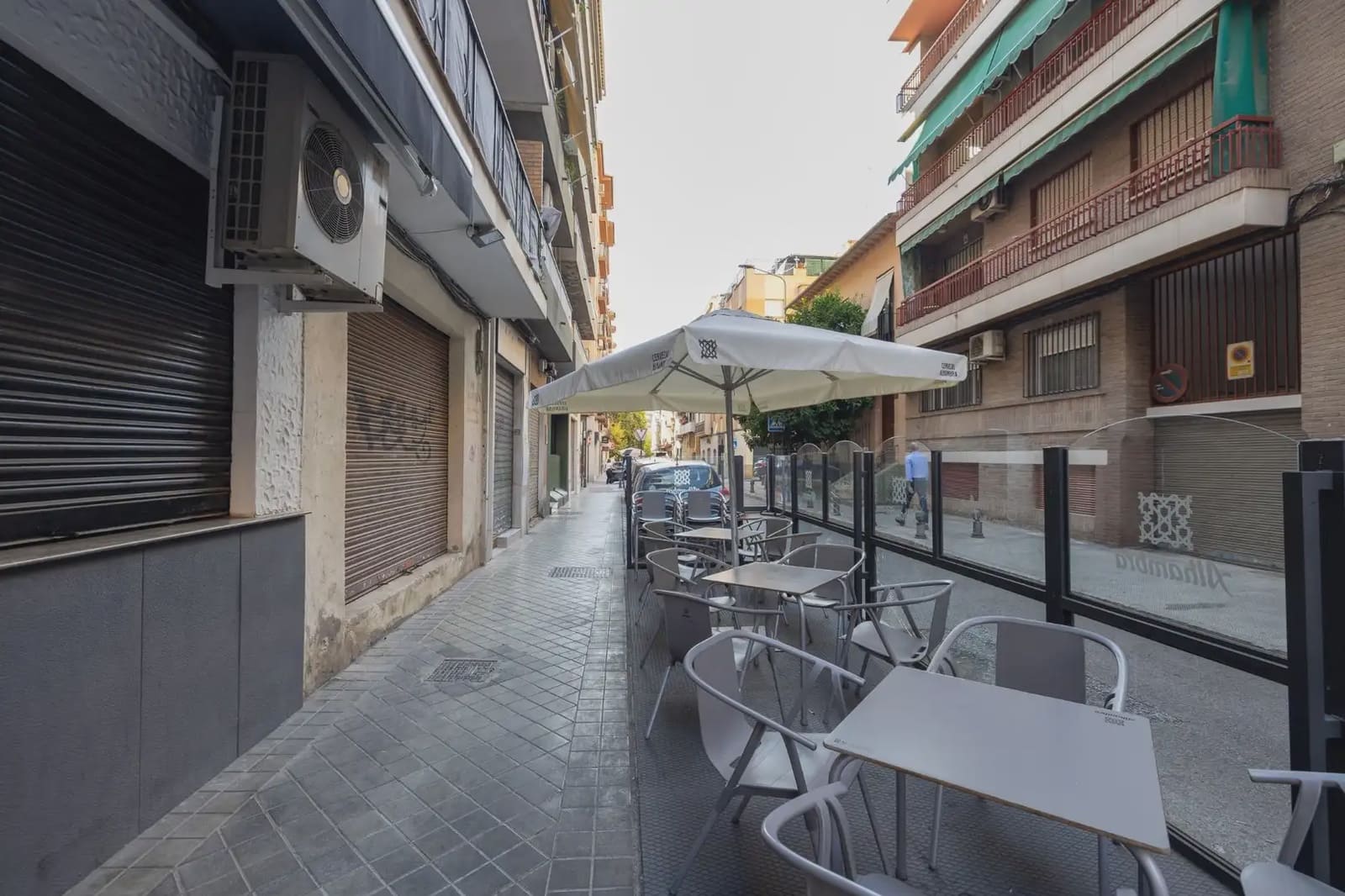 Local Comercial en Granada ciudad en alquiler - 600 € (Ref: 9836904)