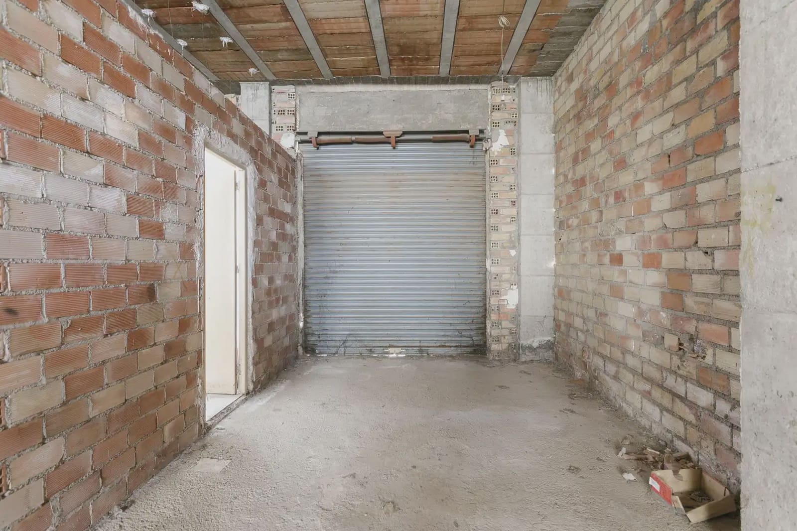 Local Comercial en Albolote en venta - 150.000 € (Ref: 9836905)