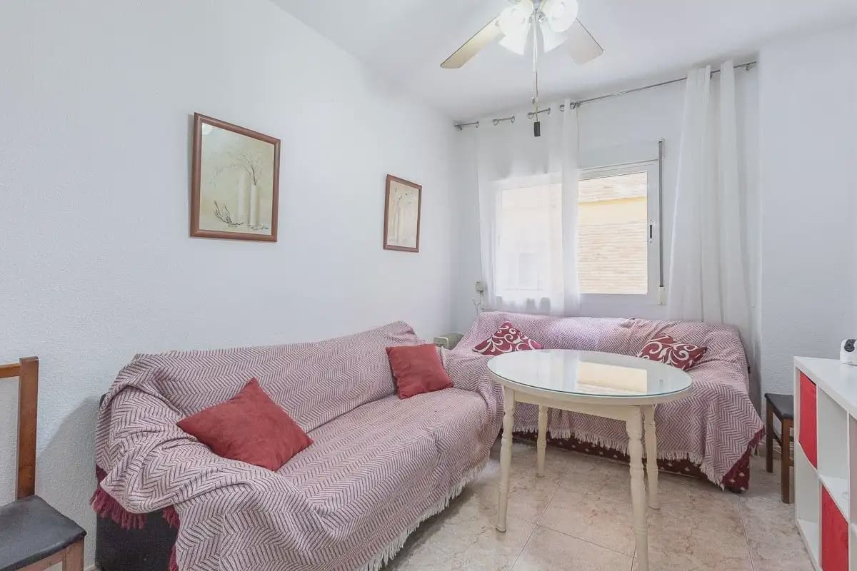 3 slaapkamer Flat te koop in Granada stad - € 230.000 (Ref: 9836906)