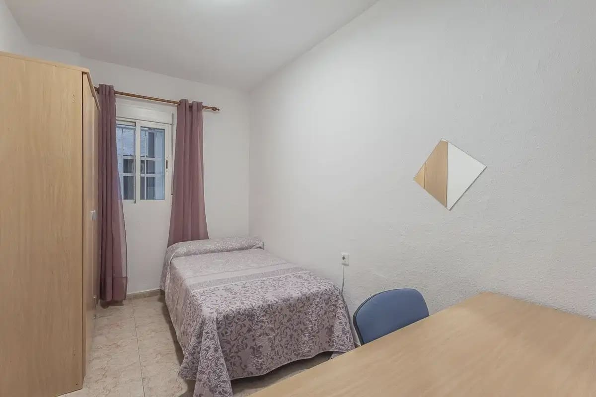 3 slaapkamer Flat te koop in Granada stad - € 230.000 (Ref: 9836906)