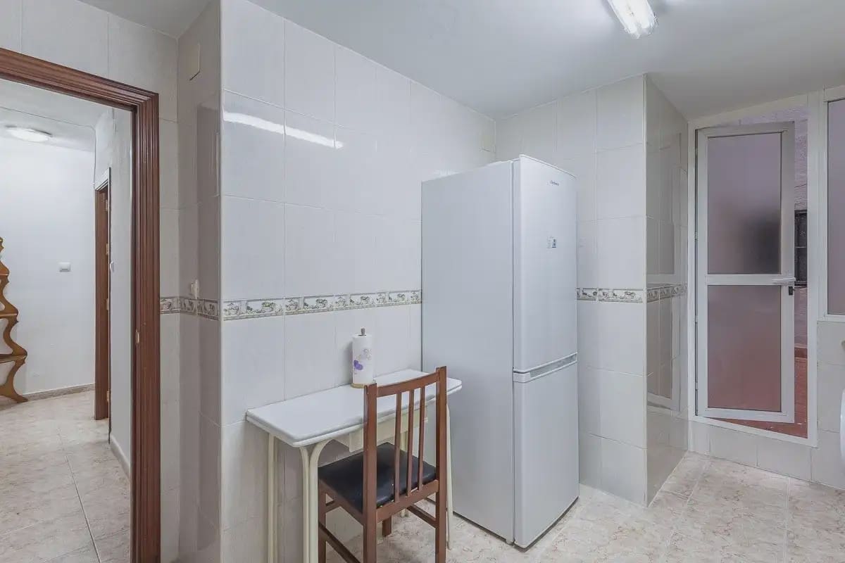 3 slaapkamer Flat te koop in Granada stad - € 230.000 (Ref: 9836906)