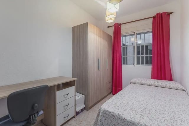 3 slaapkamer Flat te koop in Albaicin, Granada stad - € 230.000 (Ref: 9836906)