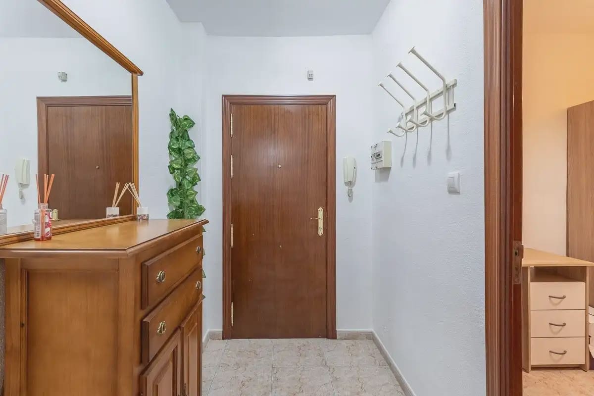 3 slaapkamer Flat te koop in Granada stad - € 230.000 (Ref: 9836906)