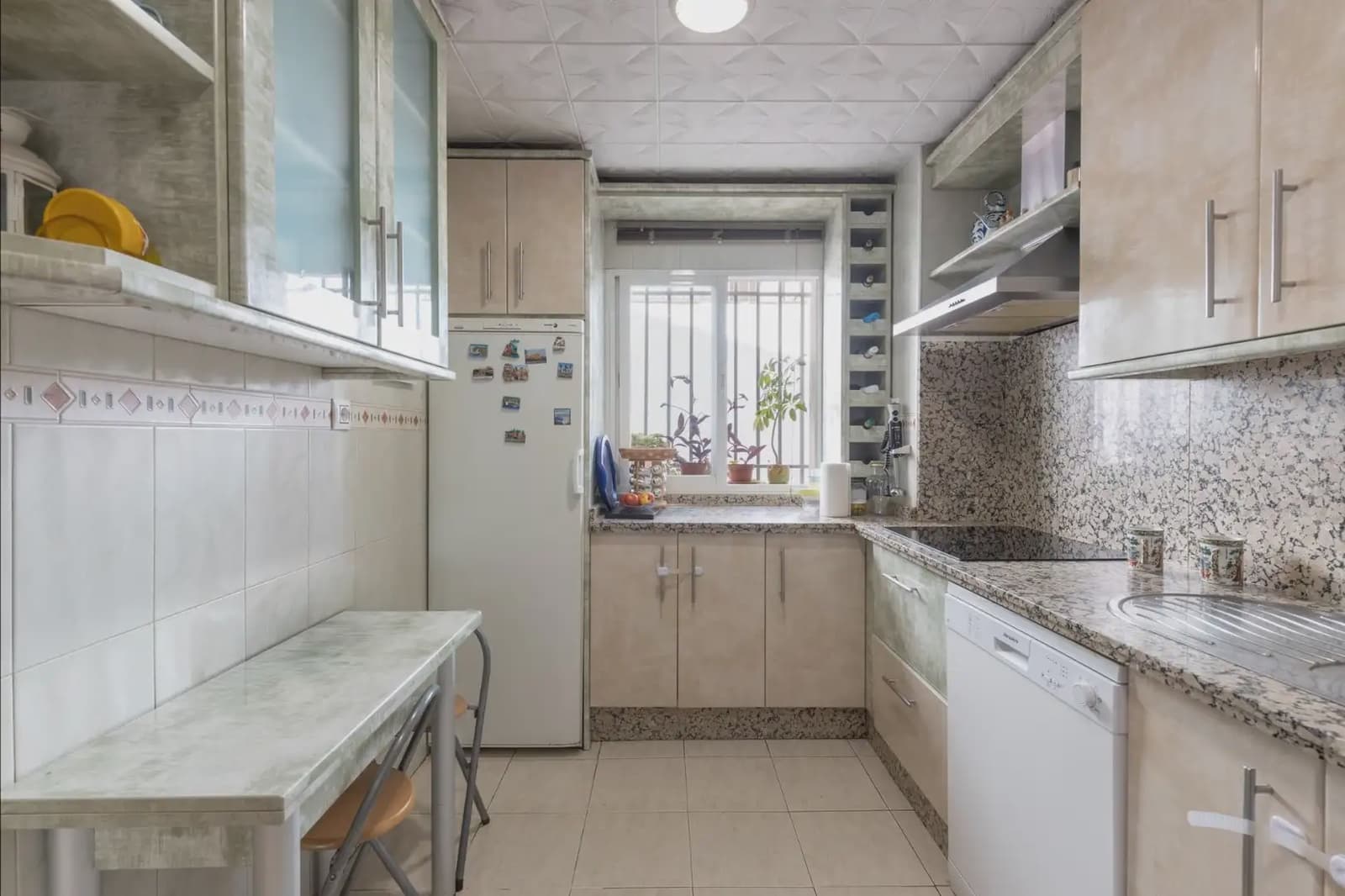 Semi-detached Villa for sale in Armilla with garage - € 225,000 (Ref: 9836909)