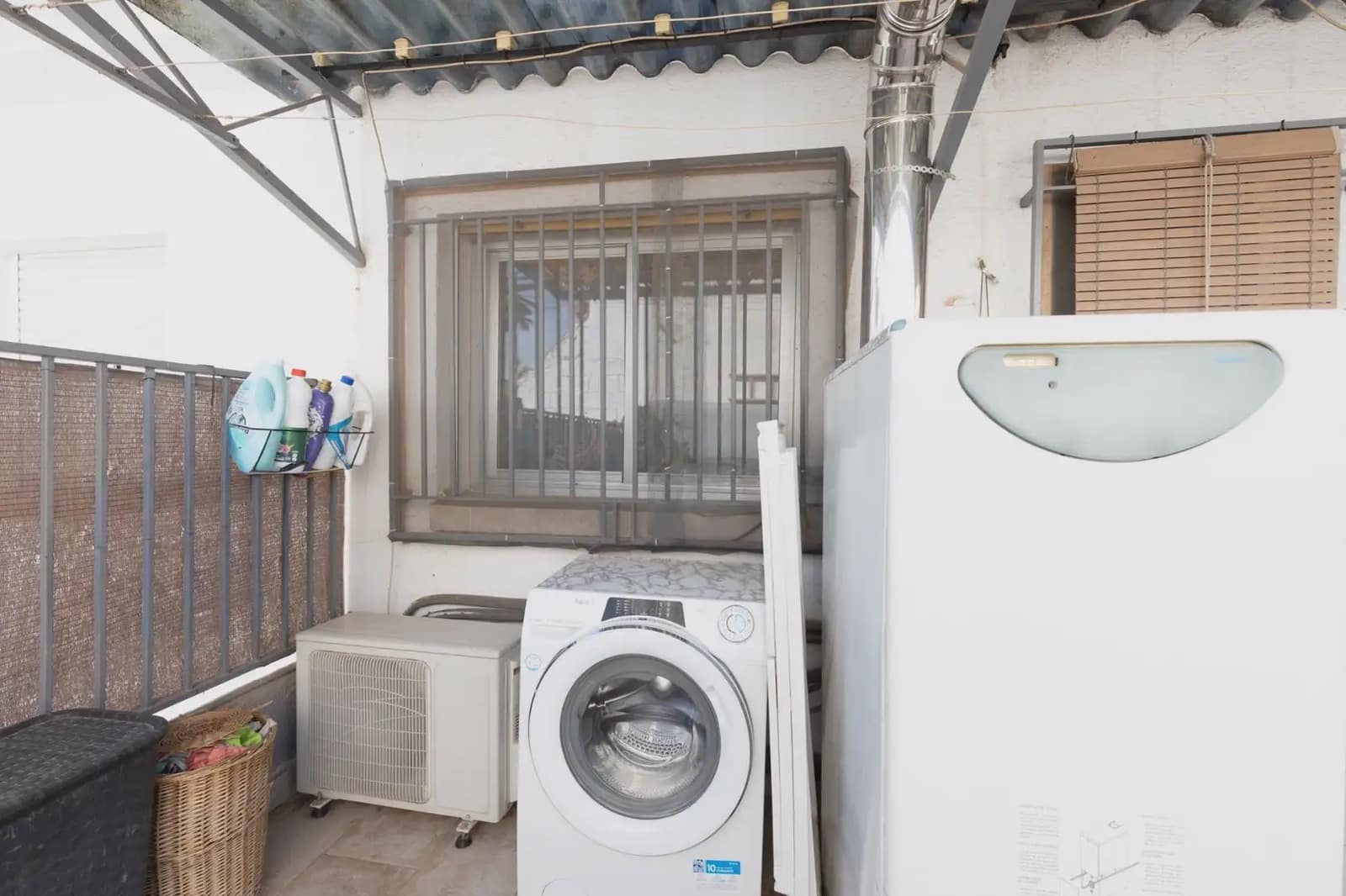 Semi-detached Villa for sale in Armilla with garage - € 225,000 (Ref: 9836909)