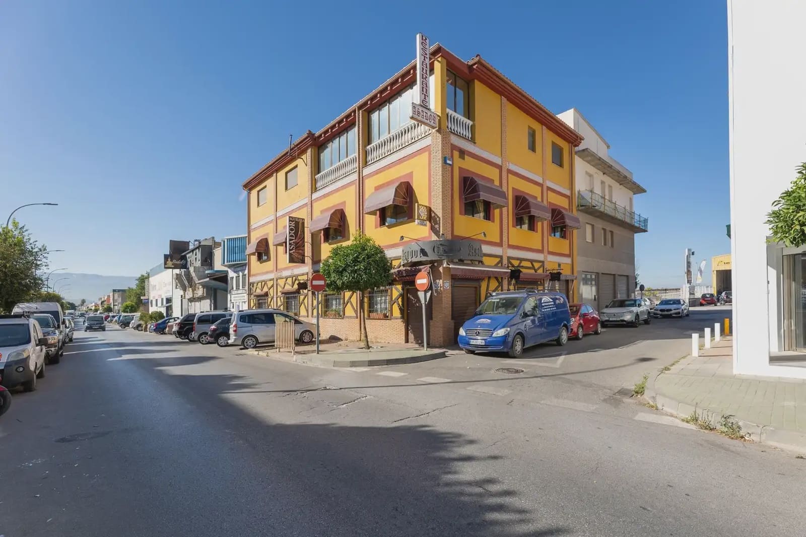 Local Comercial en Albolote en venta - 810.000 € (Ref: 9836910)