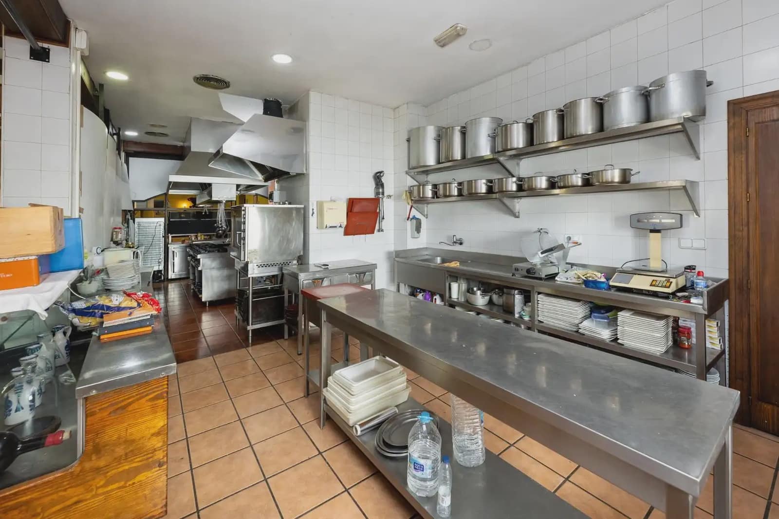 Local Comercial en Albolote en venta - 810.000 € (Ref: 9836910)