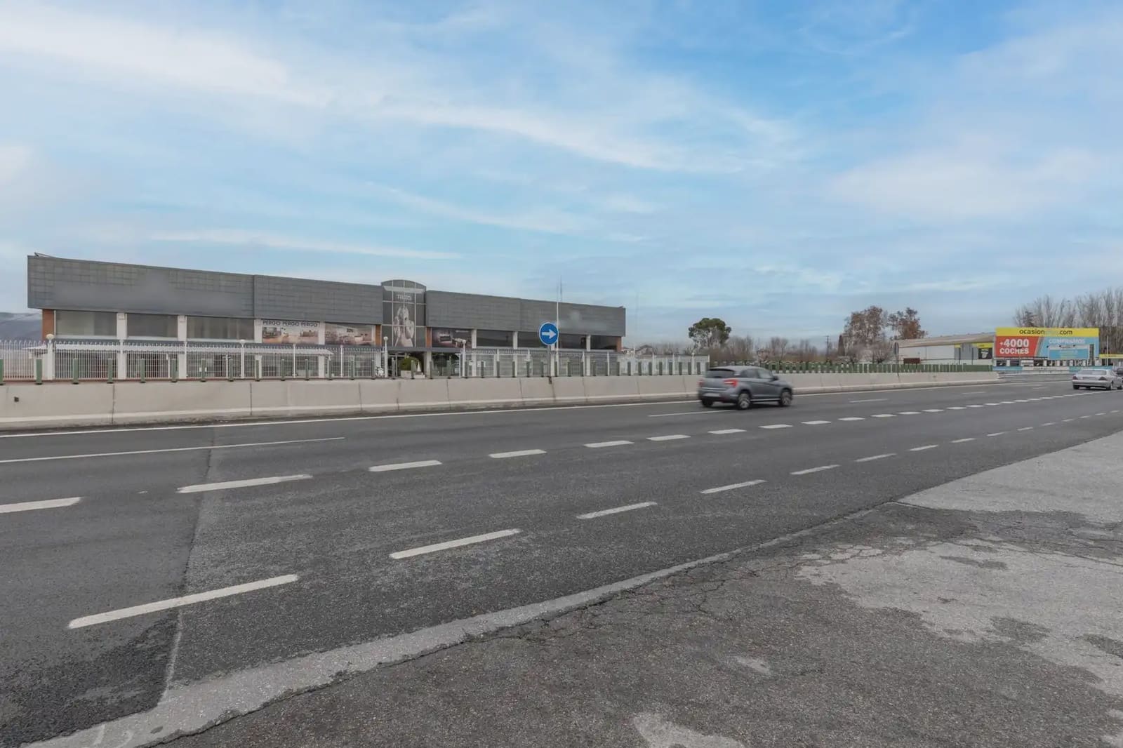 Local Comercial en Santa Fe en venta - 1.800.000 € (Ref: 9836911)