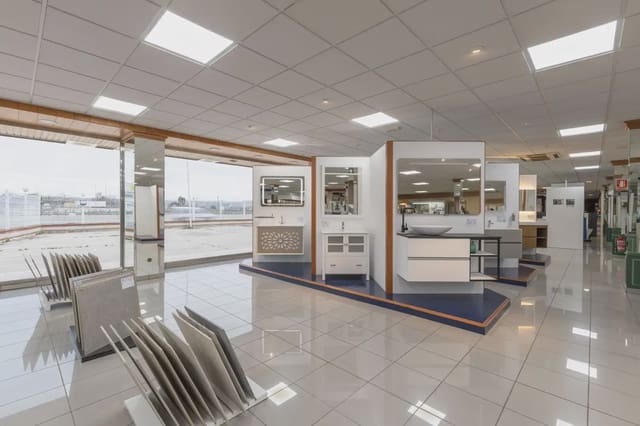 Erhverv til salg i Santa Fe - € 1.800.000 (Ref: 9836911)