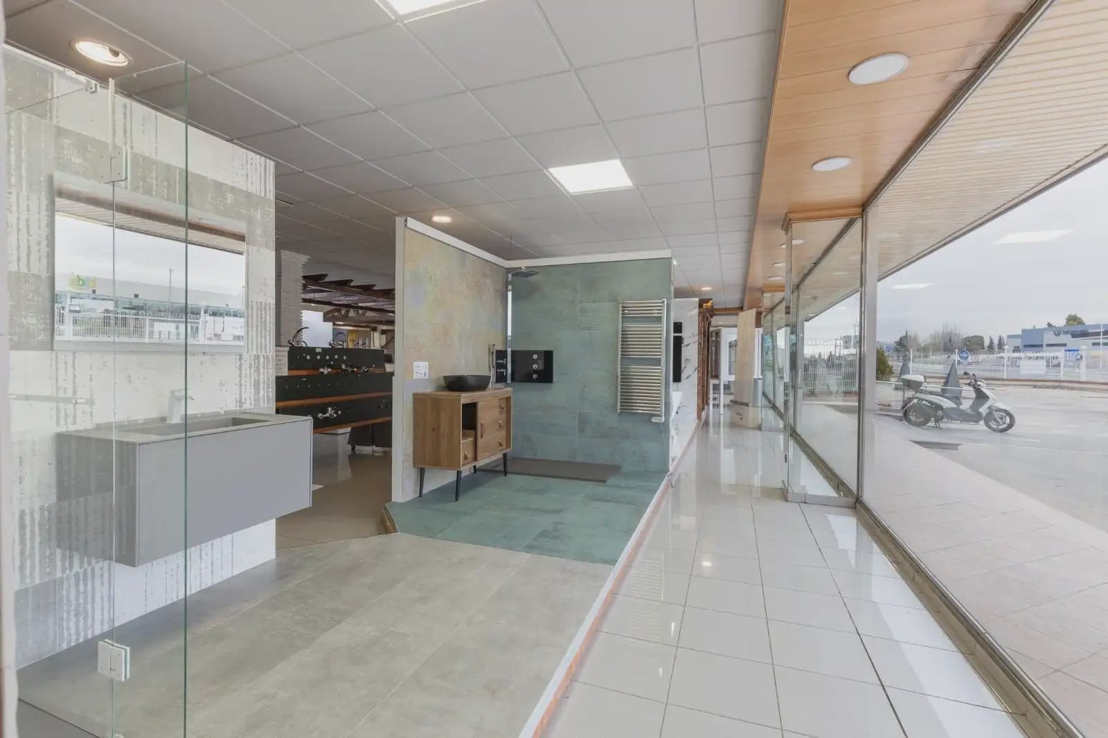 Local Comercial en Santa Fe en venta - 1.800.000 € (Ref: 9836911)