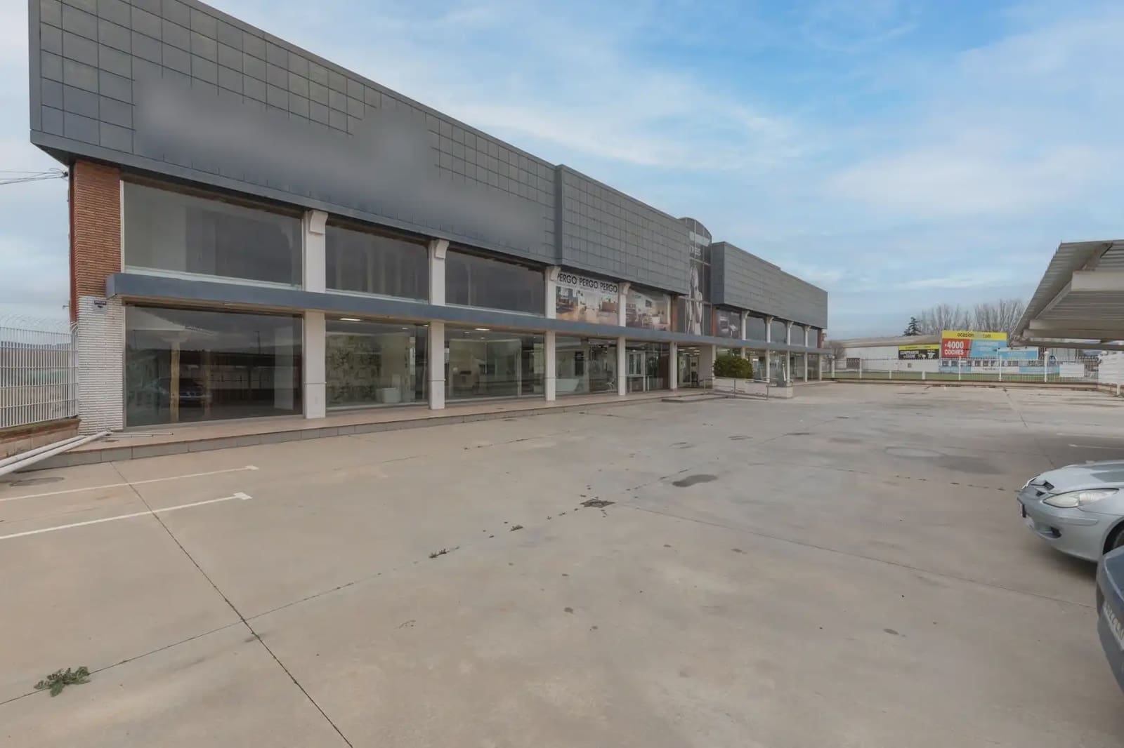 Local Comercial en Santa Fe en venta - 1.800.000 € (Ref: 9836911)