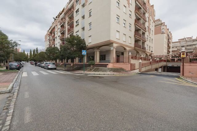 Garaż na sprzedaż w Angustias - Chana - Encina, Miasto Grenada - 18 000 € (Ref: 9836913)