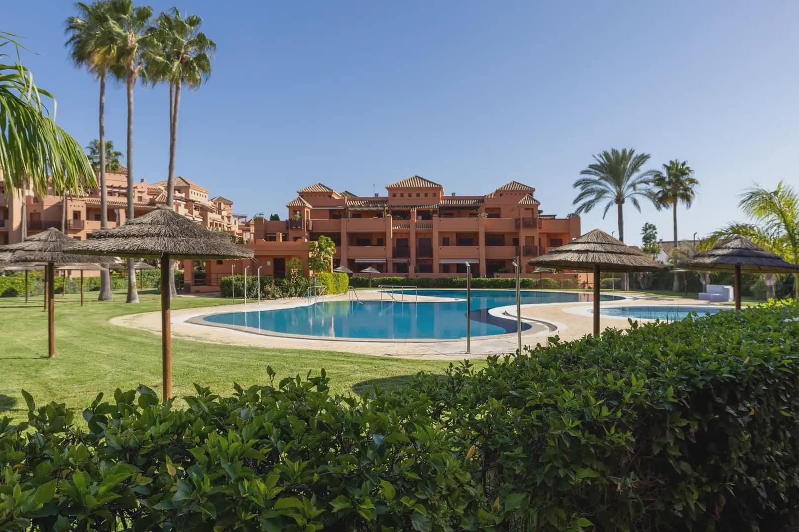 Penthouse te koop in Motril met zwembad garage - € 540.000 (Ref: 9836914)