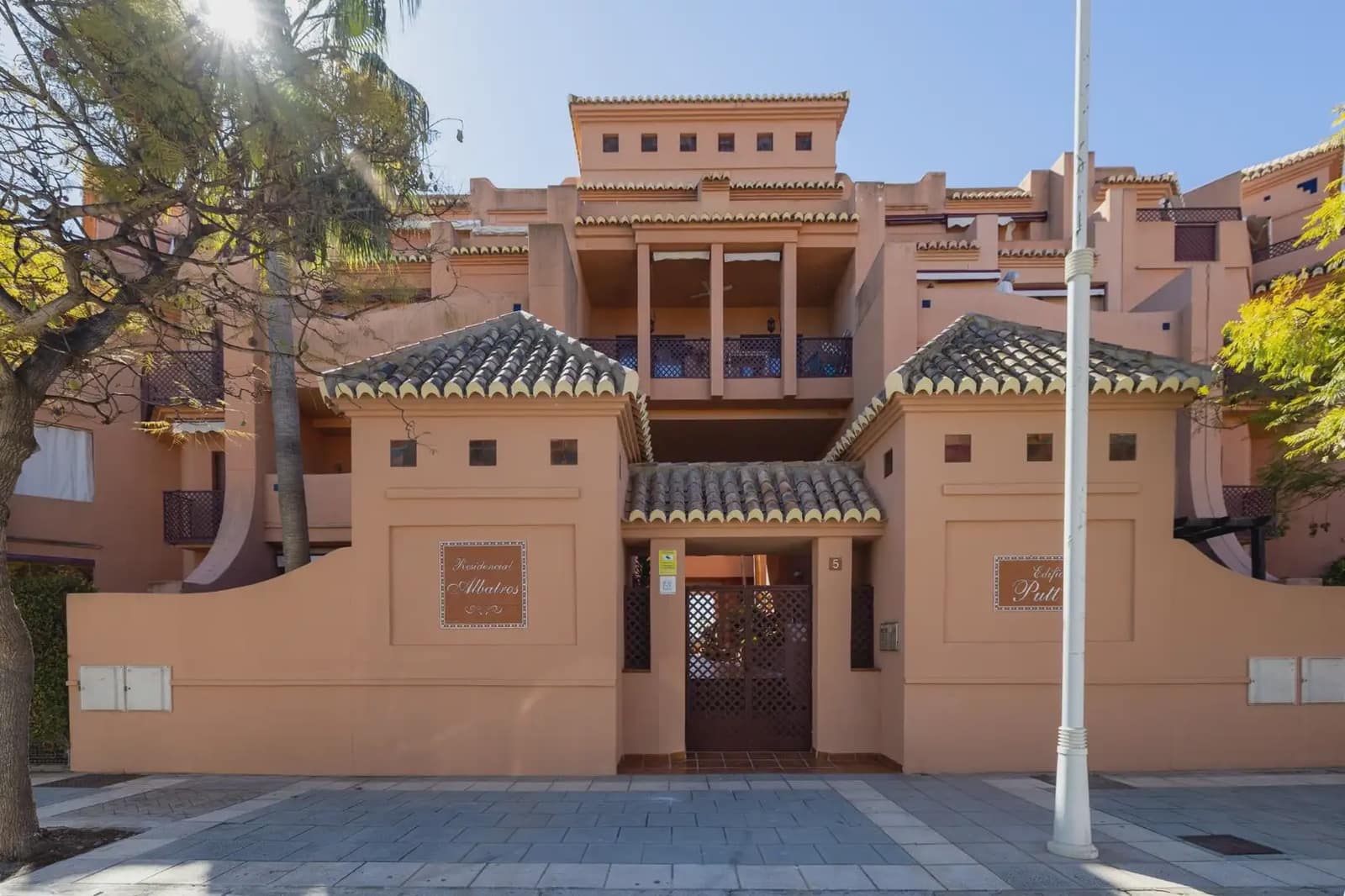 Penthouse te koop in Motril met zwembad garage - € 540.000 (Ref: 9836914)
