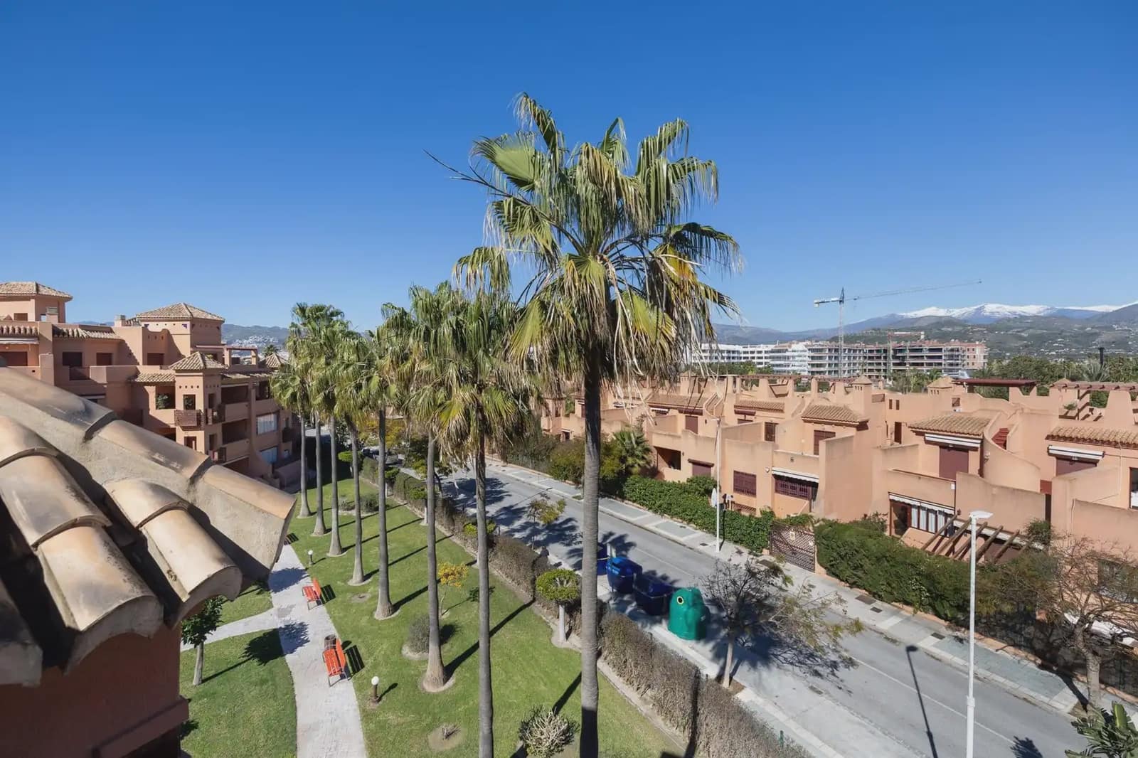 Penthouse te koop in Motril met zwembad garage - € 540.000 (Ref: 9836914)