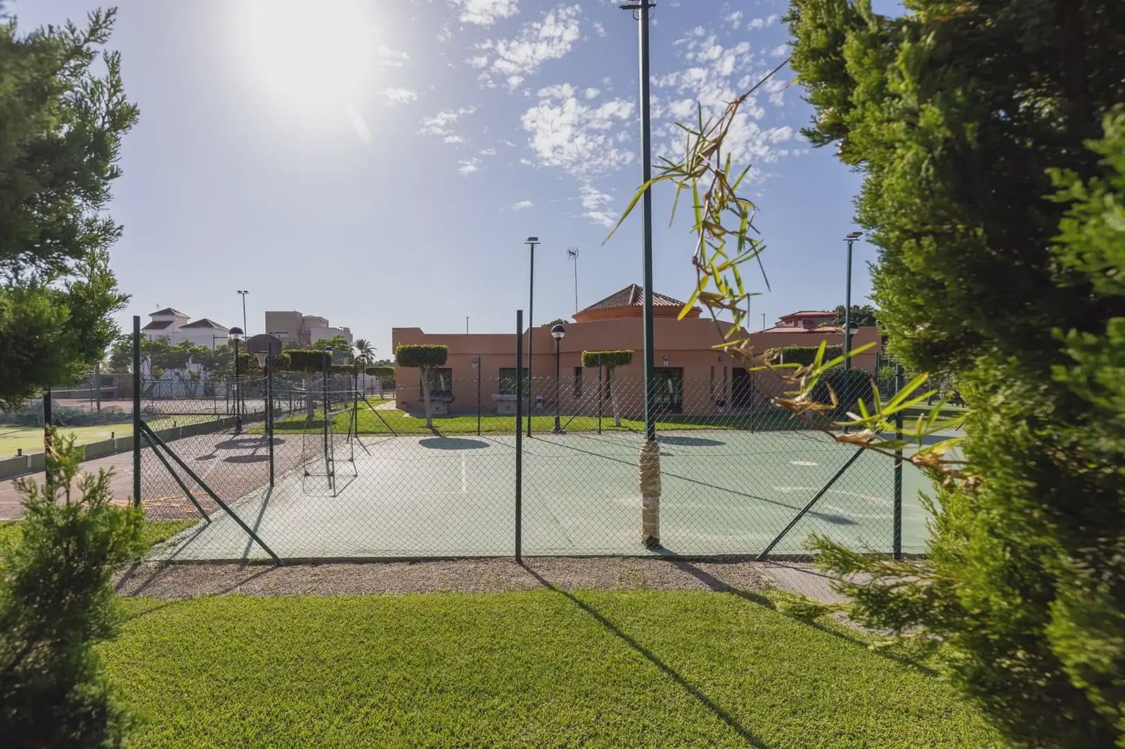 Penthouse te koop in Motril met zwembad garage - € 540.000 (Ref: 9836914)