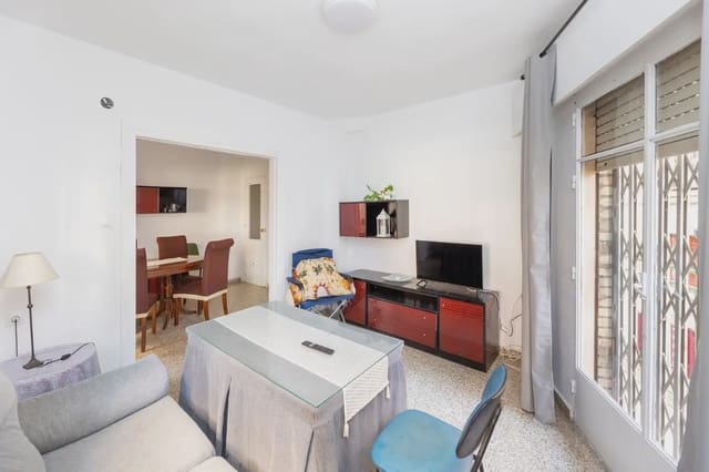 Leilighet til salgs i Centro - Sagrario, Granada by - € 340 000 (Ref: 9836915)
