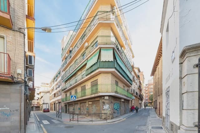 Leilighet til salgs i Centro - Sagrario, Granada by - € 340 000 (Ref: 9836915)