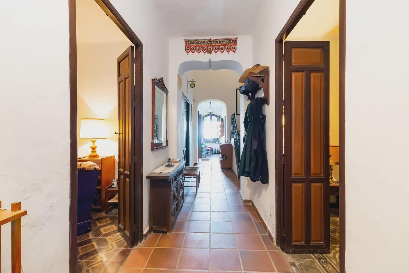 Finca/Herregård til salgs i Pinos Puente med garasje - € 199 900 (Ref: 9836916)