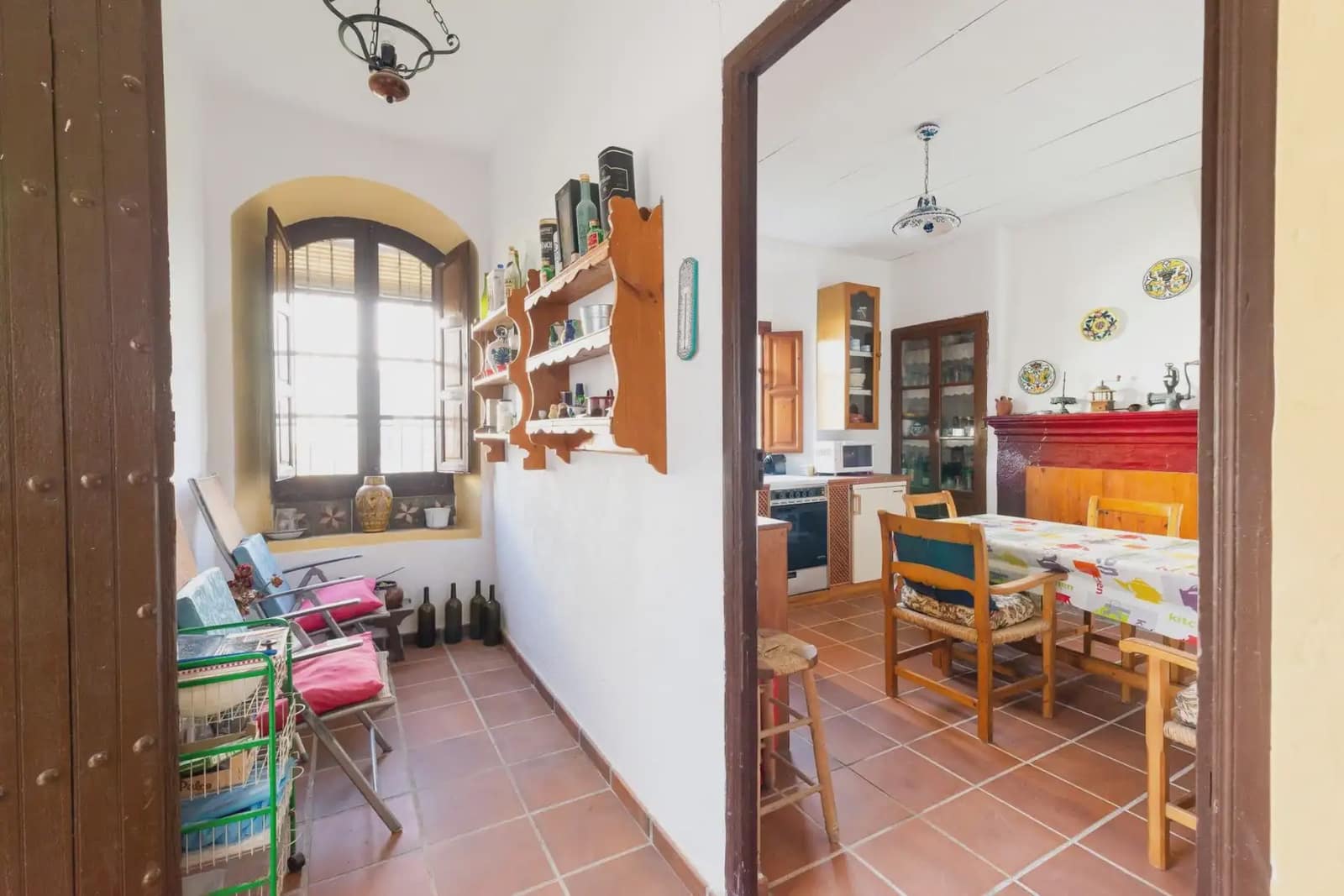 Finca/Herregård til salgs i Pinos Puente med garasje - € 199 900 (Ref: 9836916)