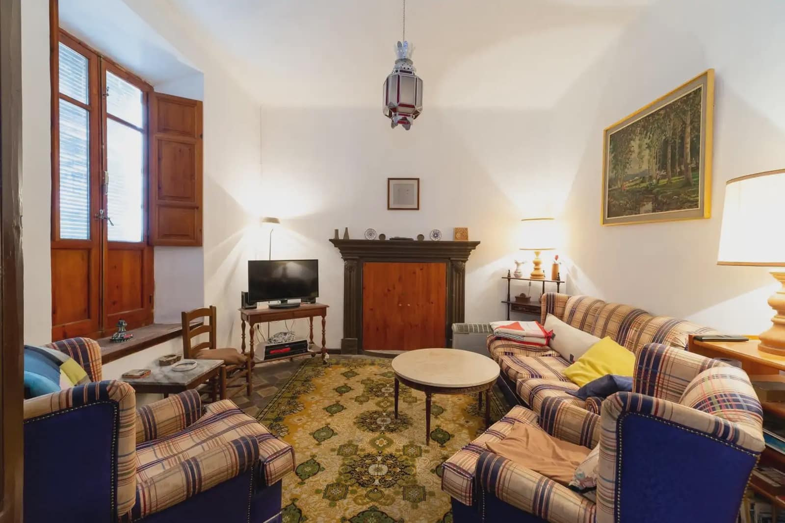 Finca/Herregård til salgs i Pinos Puente med garasje - € 199 900 (Ref: 9836916)