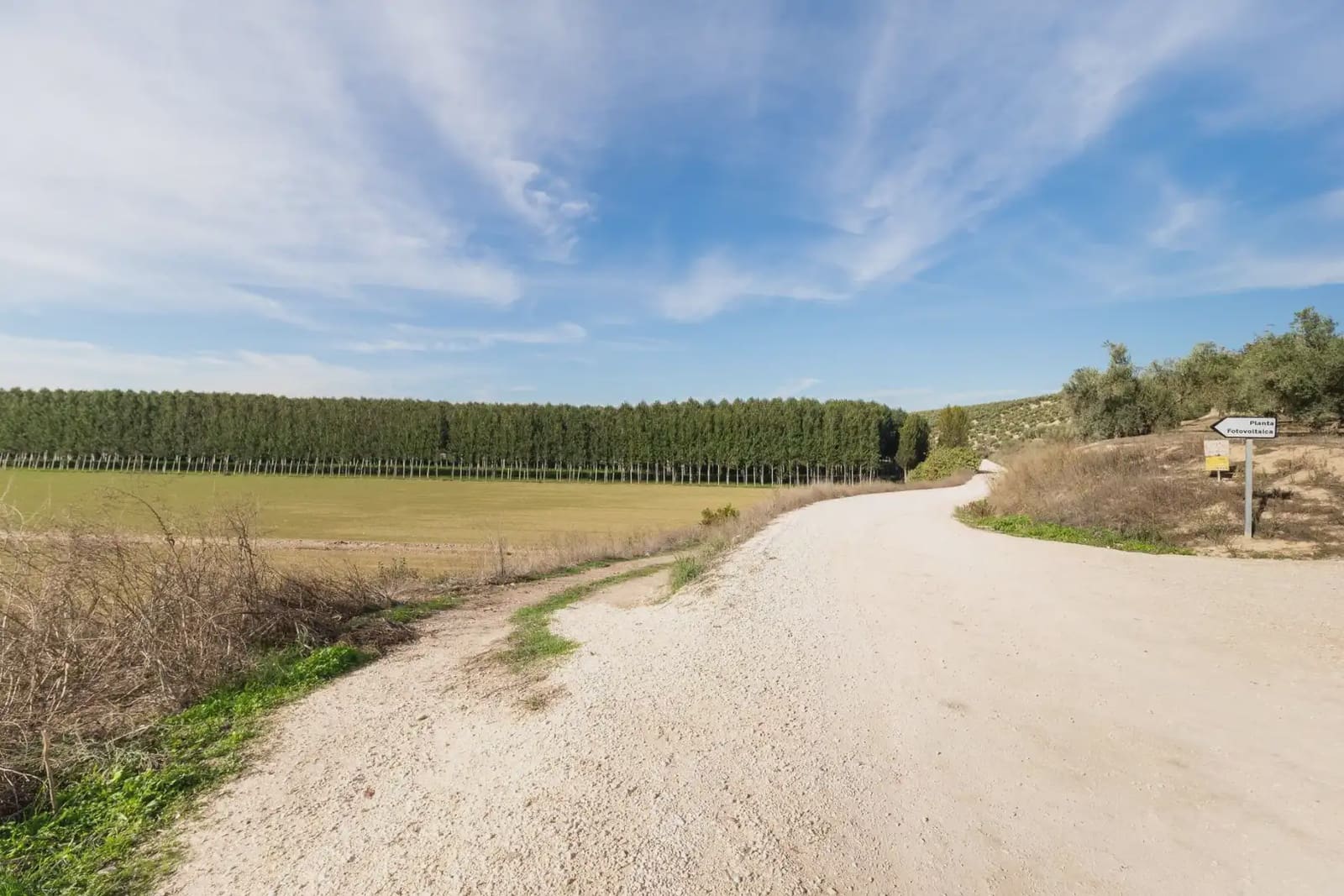 Finca/Herregård til salgs i Pinos Puente med garasje - € 199 900 (Ref: 9836916)