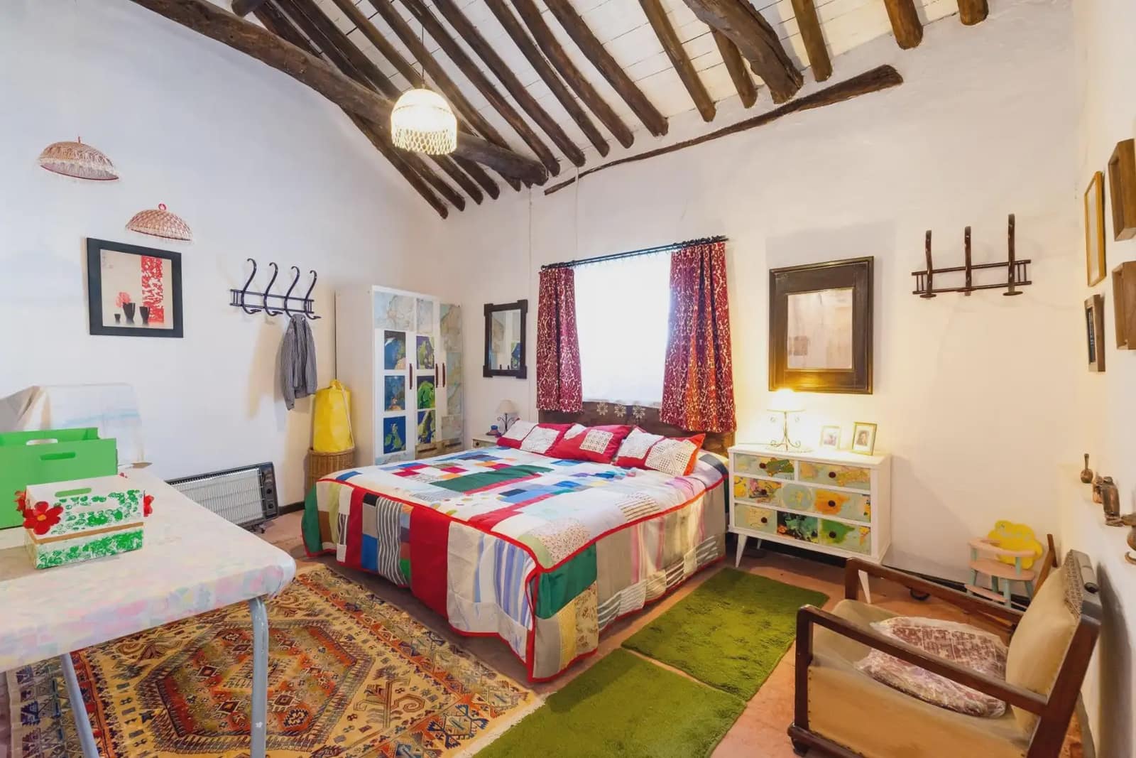Finca/Herregård til salgs i Pinos Puente med garasje - € 199 900 (Ref: 9836916)