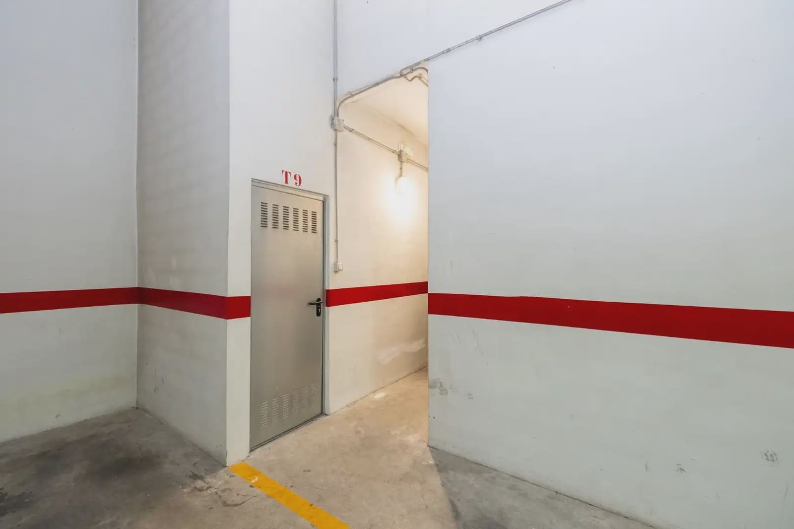 Garage for sale in Peligros - € 19,990 (Ref: 9836917)