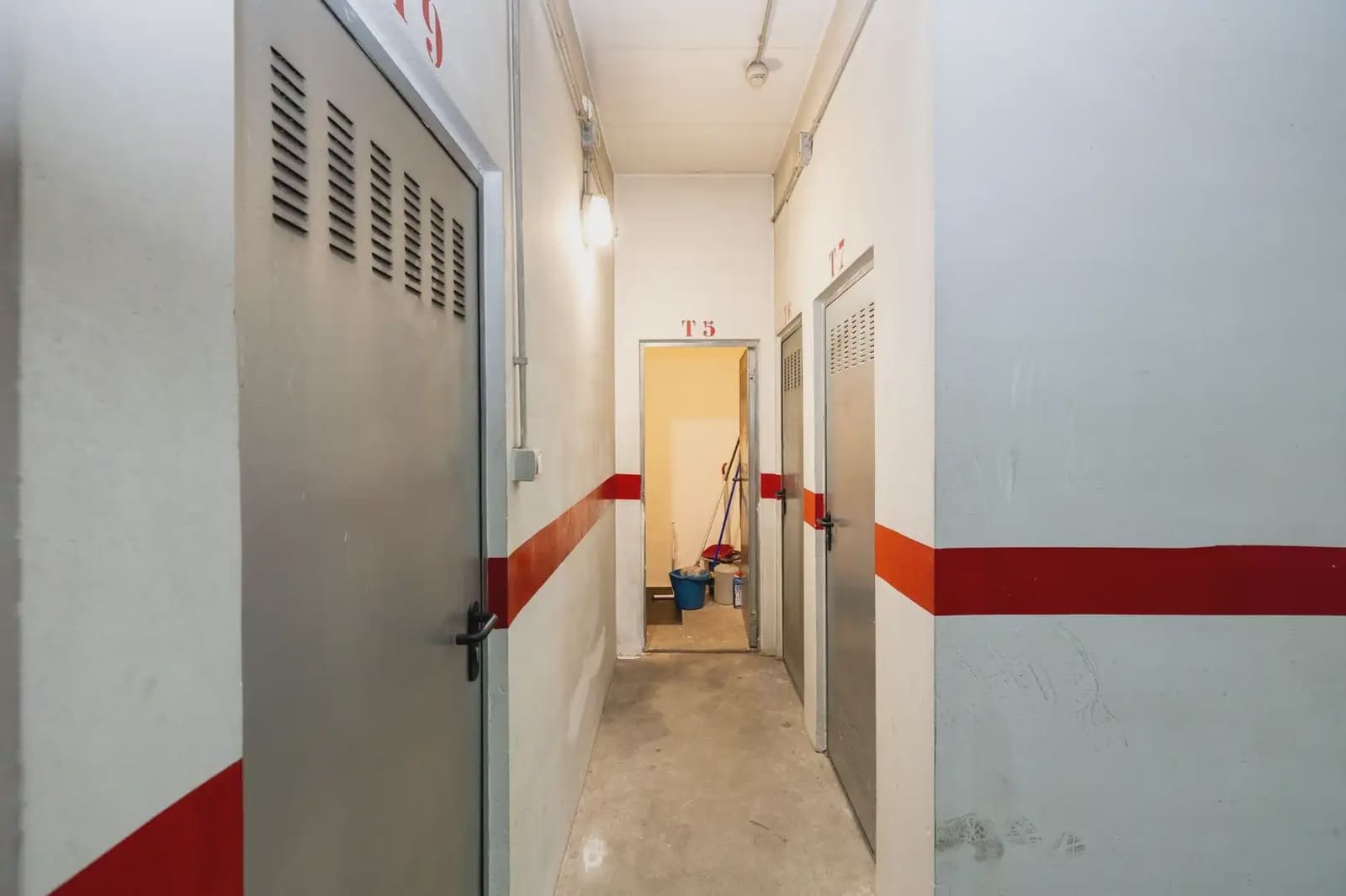 Garage for sale in Peligros - € 19,990 (Ref: 9836917)