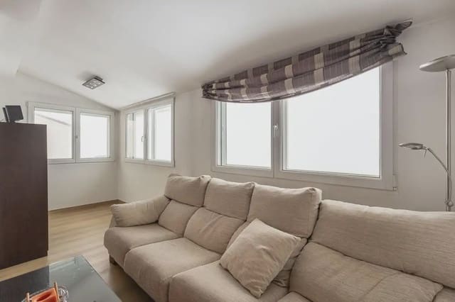 Flat te koop in Sierra Nevada, Monachil met garage - € 240.000 (Ref: 9836918)