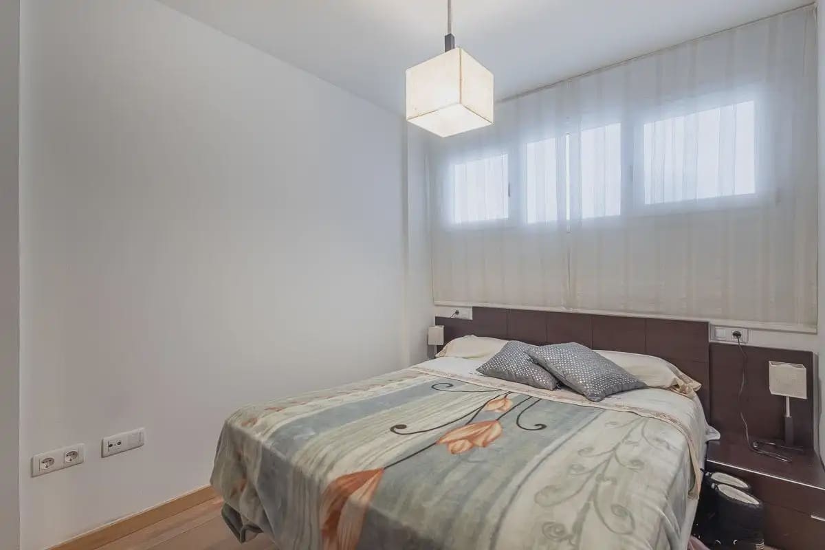 Flat te koop in Sierra Nevada met garage - € 240.000 (Ref: 9836918)