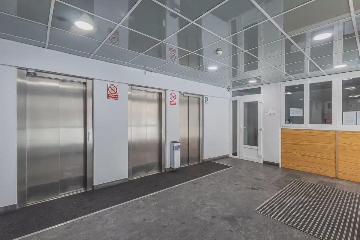 Flat te koop in Sierra Nevada met garage - € 240.000 (Ref: 9836918)