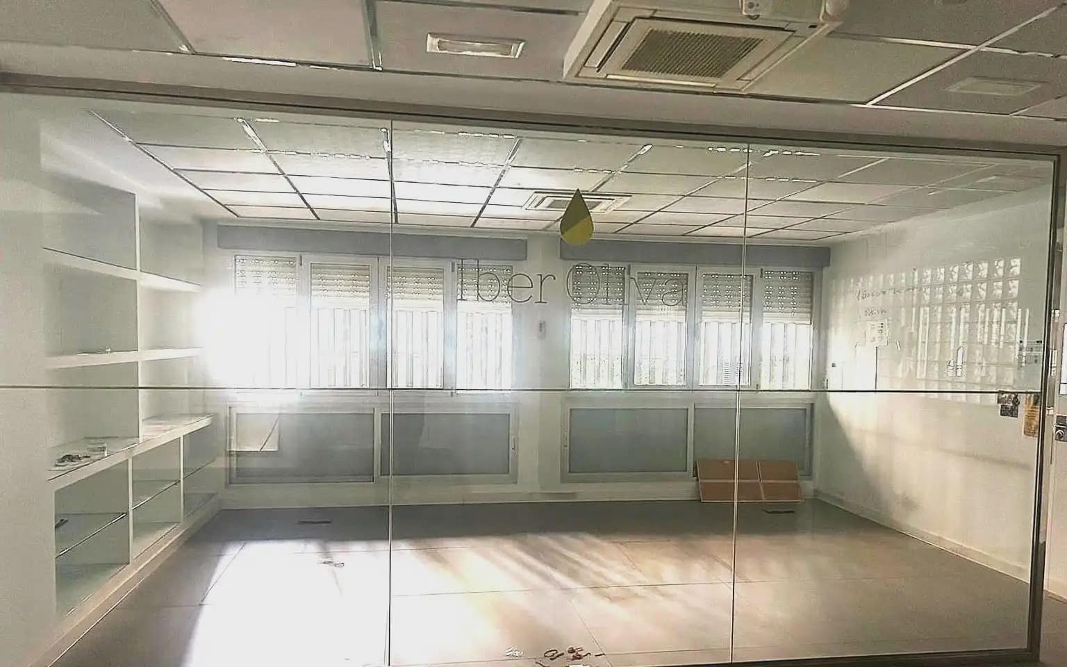 Office for rent in Granada city - € 4,000 (Ref: 9836922)