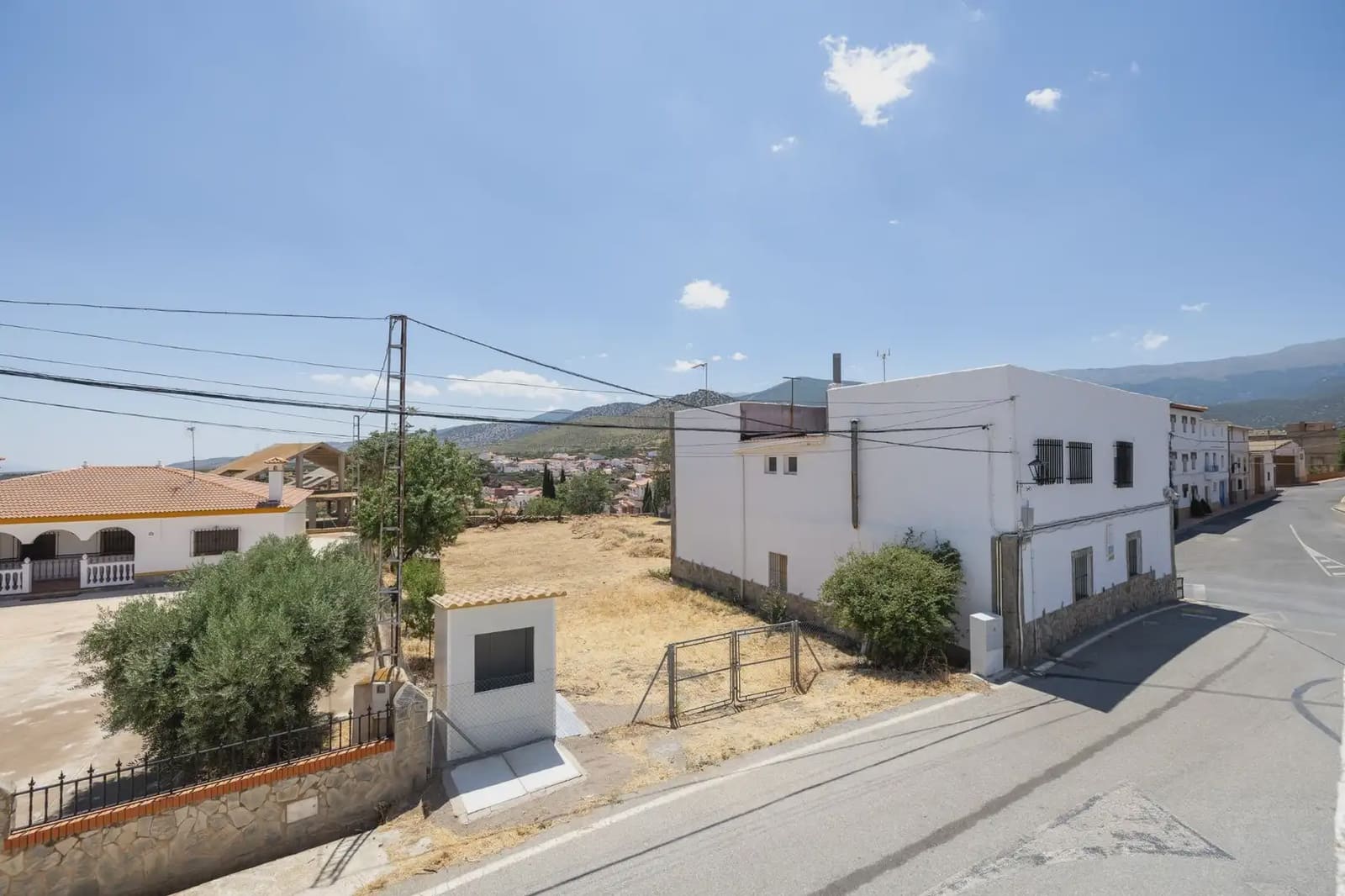Firma/Unternehmen zu verkaufen in Hueneja - 245.000 € (Ref: 9836923)