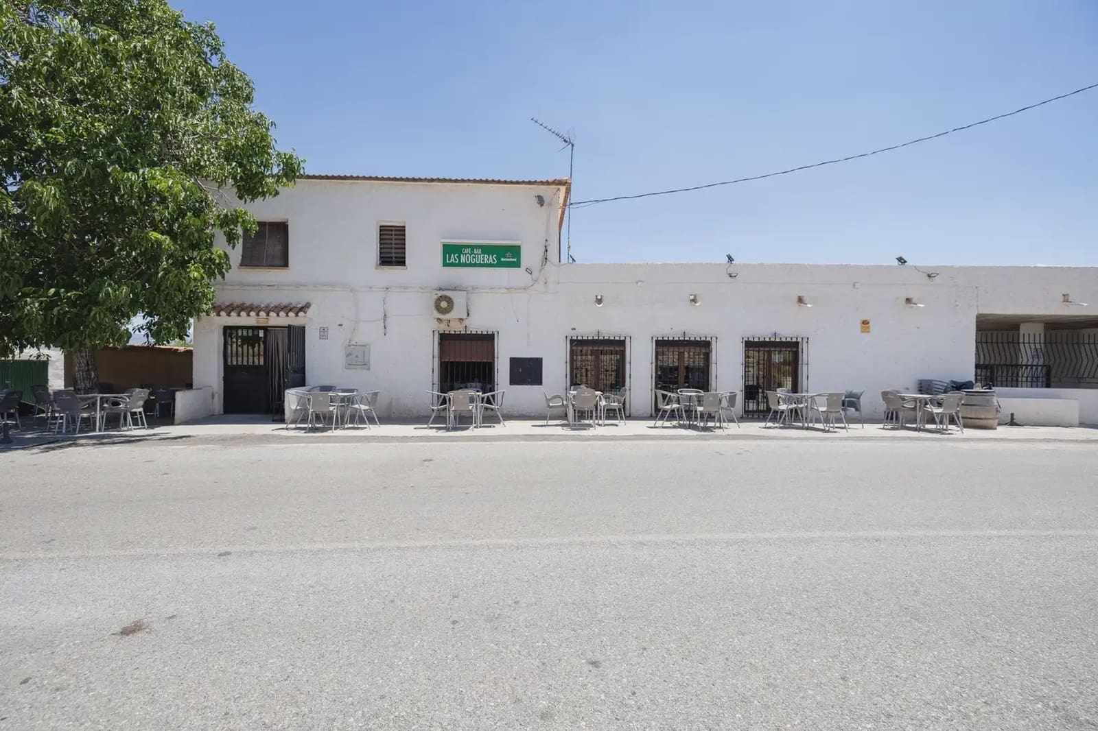 Firma/Unternehmen zu verkaufen in Hueneja - 245.000 € (Ref: 9836923)