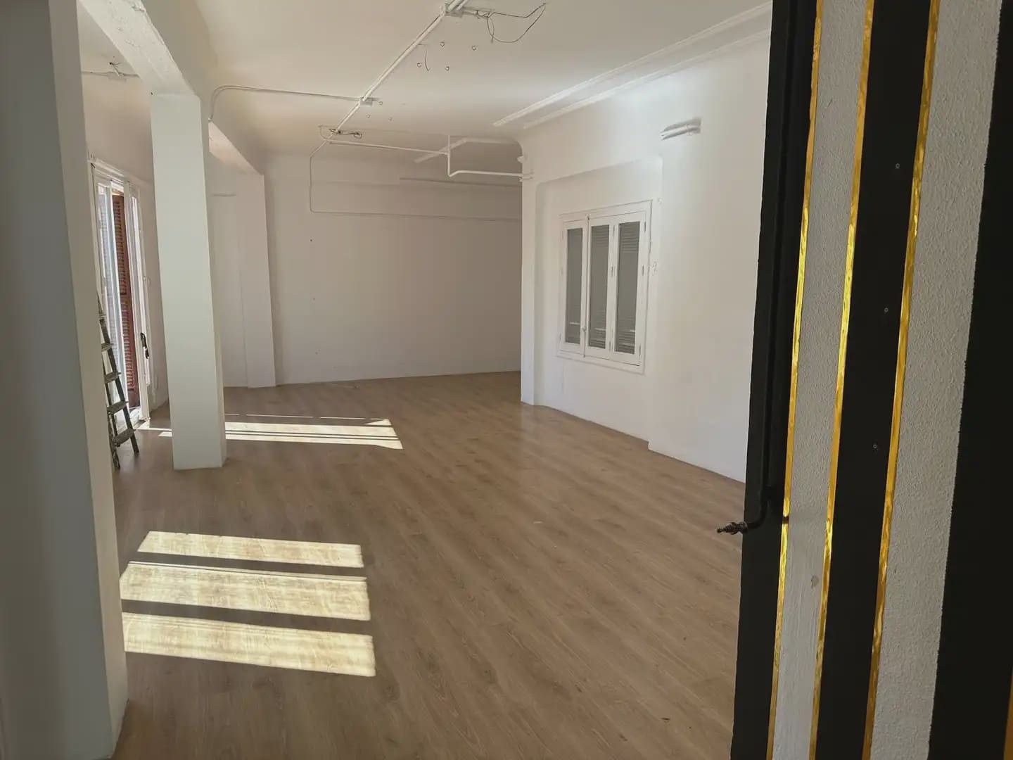 Office for rent in Granada city - € 1,200 (Ref: 9836924)