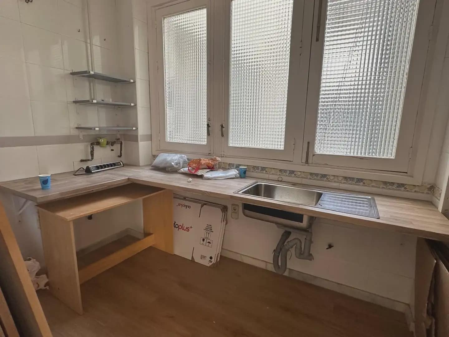 Office for rent in Granada city - € 1,200 (Ref: 9836924)
