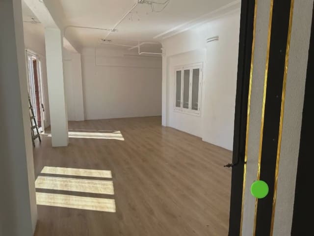 Kantoor te huur in San Matías - Realejo, Granada stad - € 1.200 (Ref: 9836924)