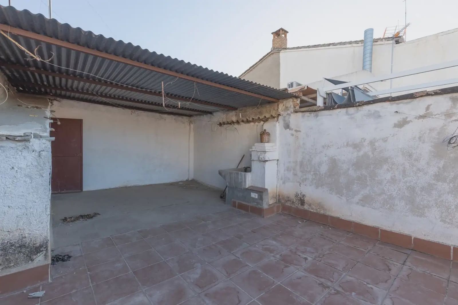 Local Comercial en Granada ciudad en venta - 370.000 € (Ref: 9836930)