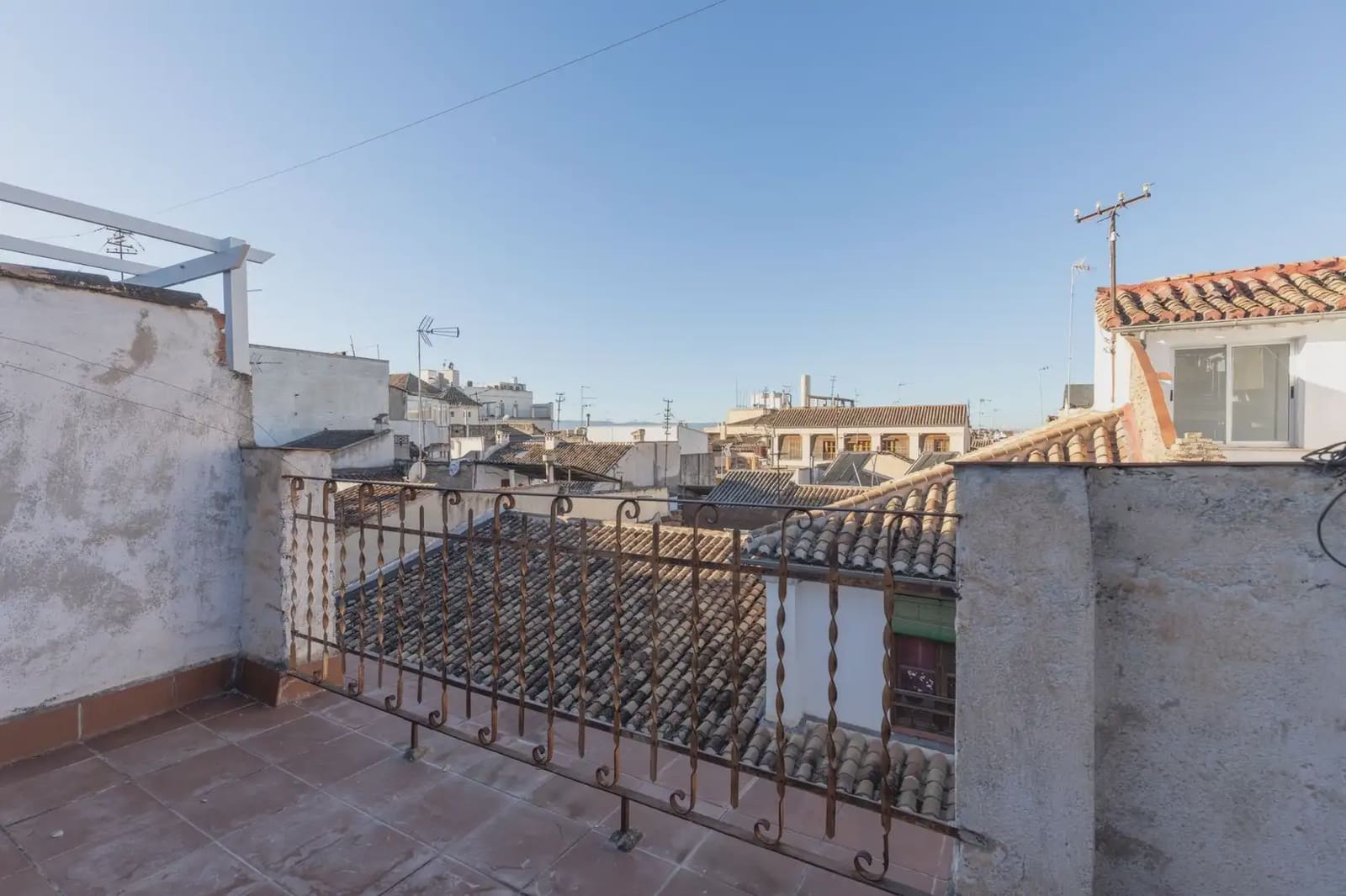 Local Comercial en Granada ciudad en venta - 370.000 € (Ref: 9836930)