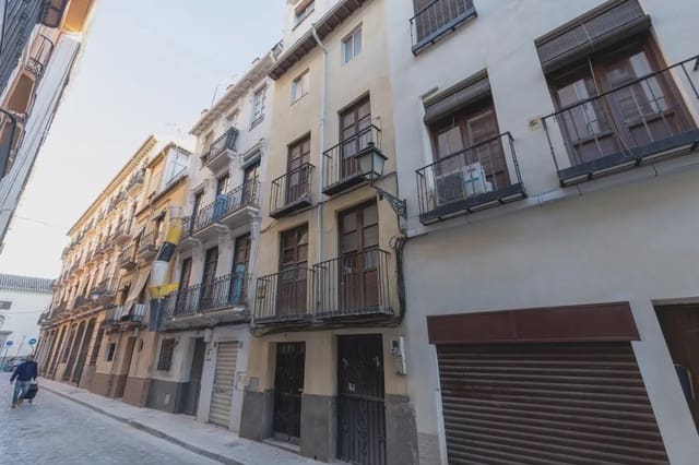 Erhverv til salg i Centro - Sagrario, Granada by - € 370.000 (Ref: 9836930)