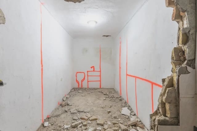 Erhverv til salg i Centro - Sagrario, Granada by - € 370.000 (Ref: 9836930)